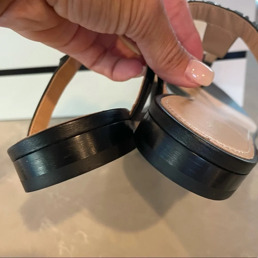 GIVENCHY black thong metal logo sandals size 36